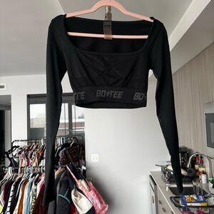 Bo+Tee Black Seamless Long Sleeve Square Neck Crop Top - Small